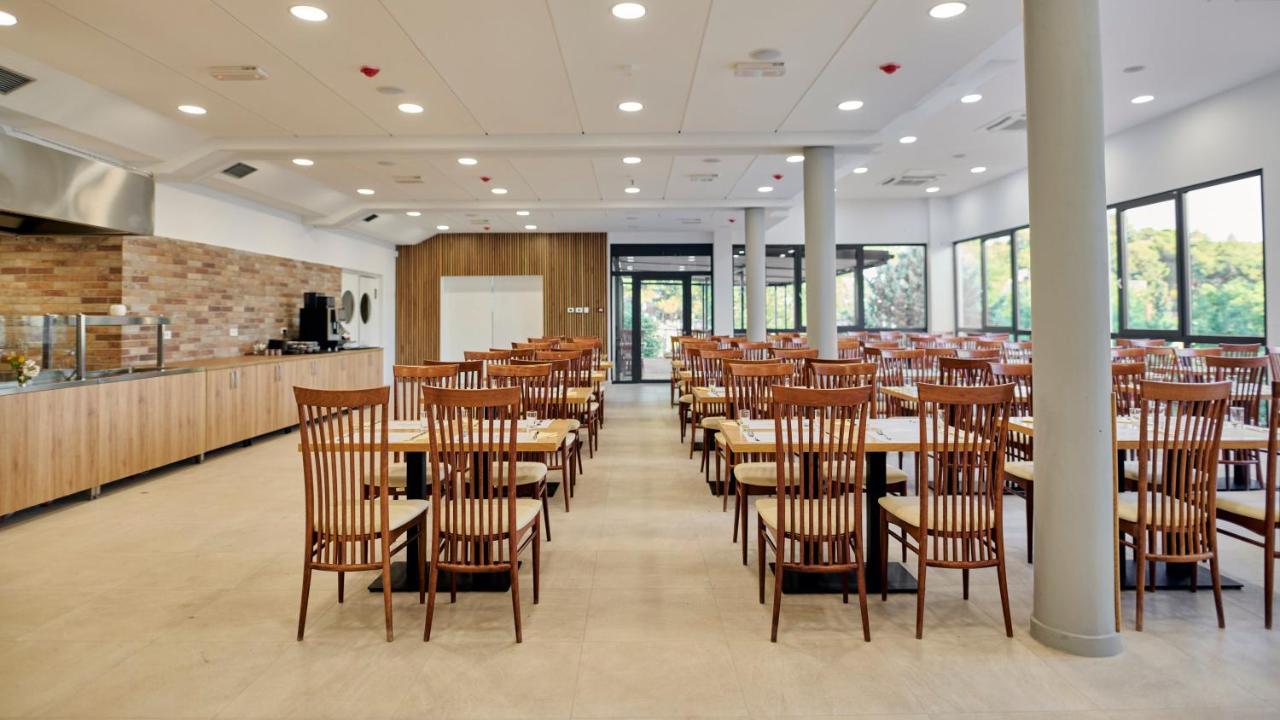 Colentum Resort Μούρτερ Εξωτερικό φωτογραφία